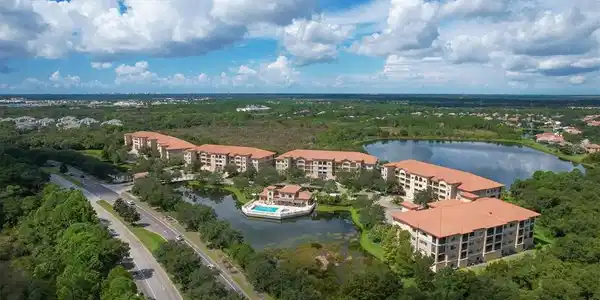 7702 LAKE VISTA