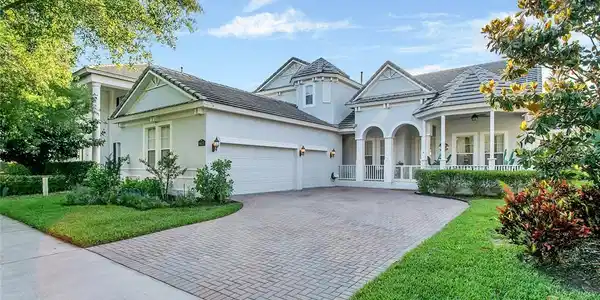 14437 AVENUE OF THE RUSHES