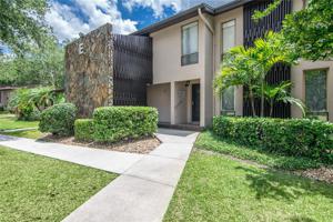 1400 TARPON WOODS