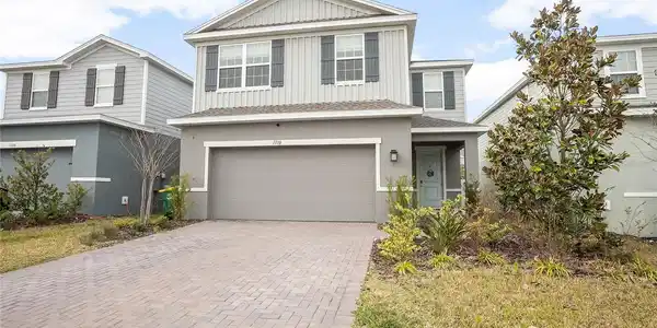 1110 CHELAN FALLS TRAIL