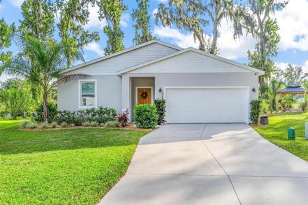 944 BELLE OAK DRIVE
