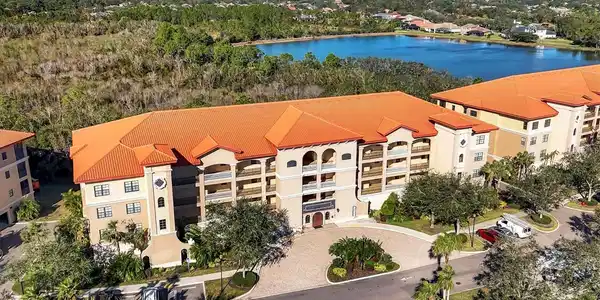 7710 LAKE VISTA COURT