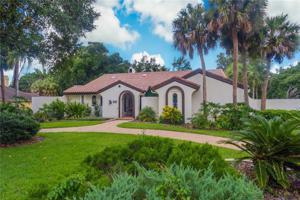 1852 MAPLE LEAF DRIVE