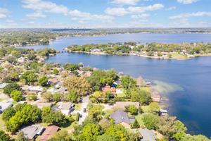 7307 LAKE