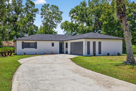 22034 HIDDEN OAK PLACE