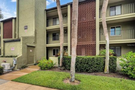 15 ESCONDIDO COURT