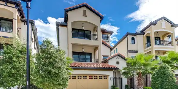 7685 TOSCANA BOULEVARD