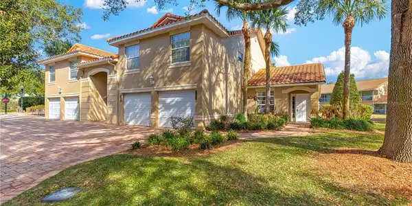 5392 ADMIRAL WAY