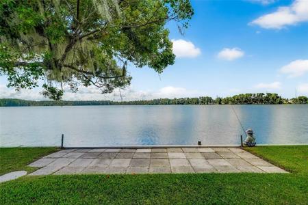 16 TROUT LAKE DR