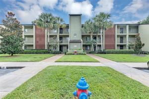 3 ESCONDIDO CIRCLE
