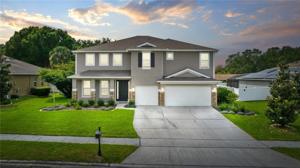 627 LAKE COVE POINTE