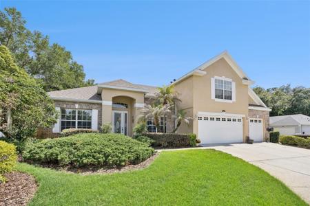 2500 EMERALD TREE LANE