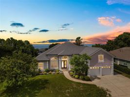 16 OAKLAND POINTE