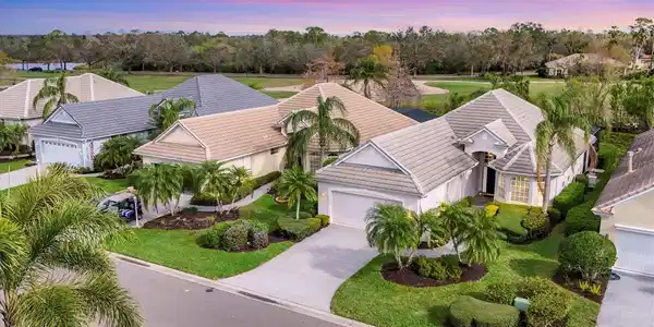 6547 OAKLAND HILLS DRIVE