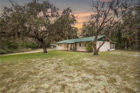 2320 N DEE RIVER ROAD