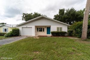 827 POINSETTIA DRIVE