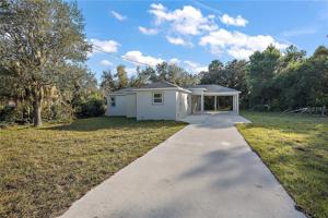 1204 LAKEVIEW DRIVE