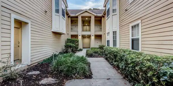 425 SUMMIT RIDGE PLACE