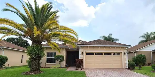 3057 DUNMORE DRIVE