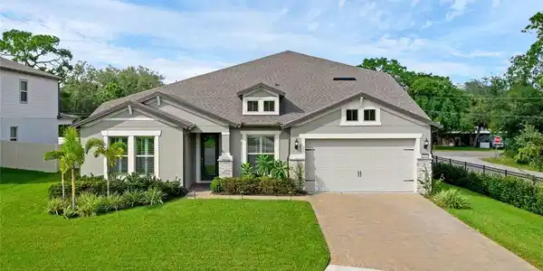 3310 CANYON GRAND