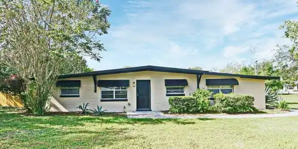 2230 E TRIANGLE DRIVE