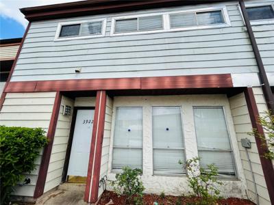 3922 CRAYRICH CIRCLE