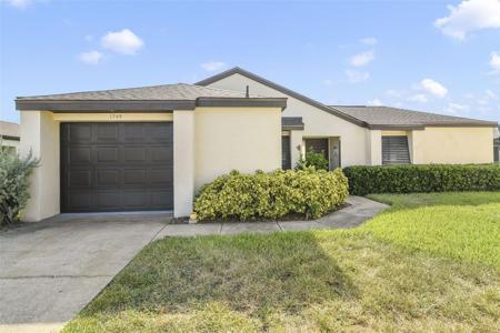 1948 MAGNOLIA CIRCLE