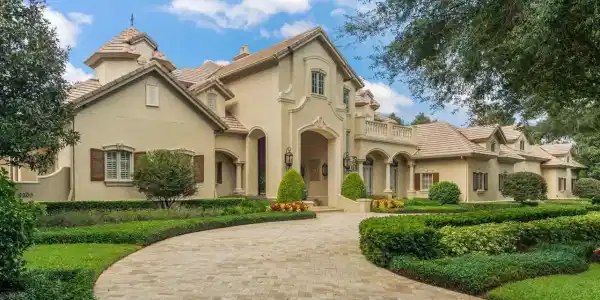 5200 ISLEWORTH COUNTRY CLUB DR