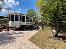 6815 AMANDA VISTA