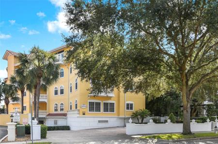 200 S INTERLACHEN AVENUE