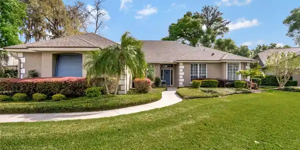 914 BEARDED OAKS TERRACE