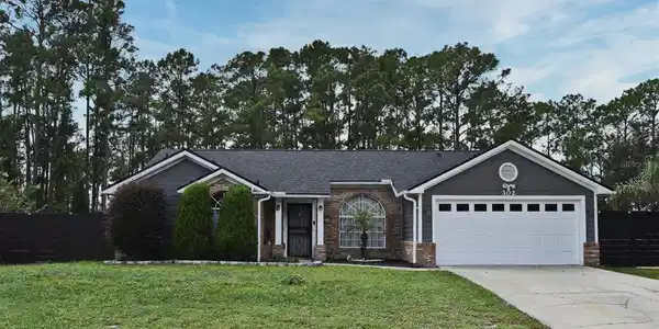 302 SHADYDALE COURT
