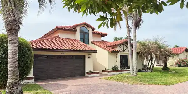 8214 ROLLA COURT
