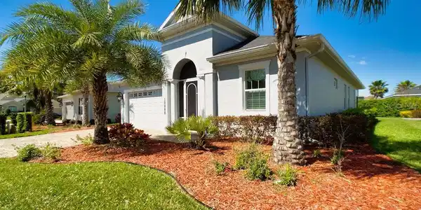 10088 LAKE MIONA