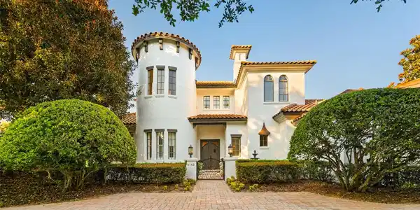 6143 CARTMEL LANE