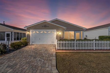 2405 KINGSTREE PLACE