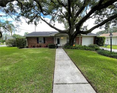 1604 LAWTON