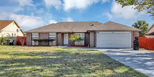 6701 MERLIN COURT