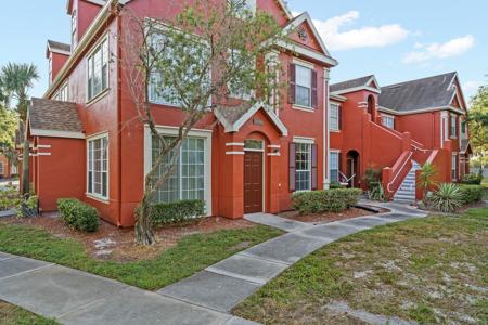 10590 WINDSOR LAKE COURT