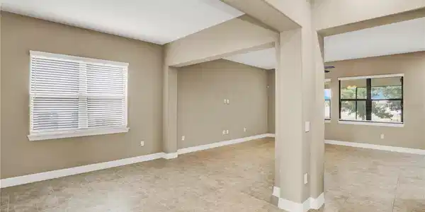 Image 4 Image 4