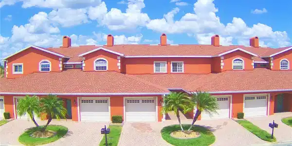 1102 ASHTON PALMS DR