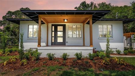 212 LAKE BONNY E