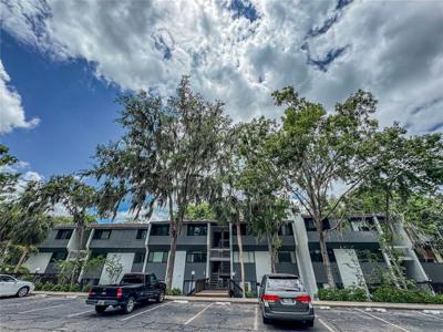 2710 SW 14TH DRIVE