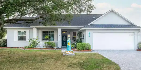 693 JESSANDA CIRCLE