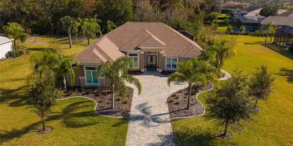 215 WILLOW OAK WAY