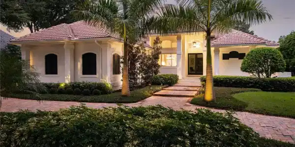 5181 LATROBE DRIVE