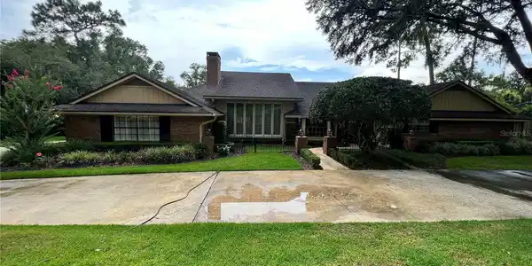 102 AMBERWOOD