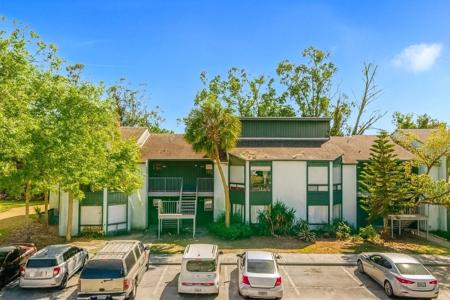 2604 LEMON TREE LANE