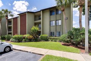 15 ESCONDIDO COURT