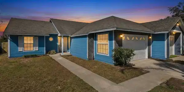 7412 LITTLE POND COURT